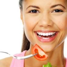 Disfruta de la comida y bebida - Ortodoncia Invisible en Tenerife